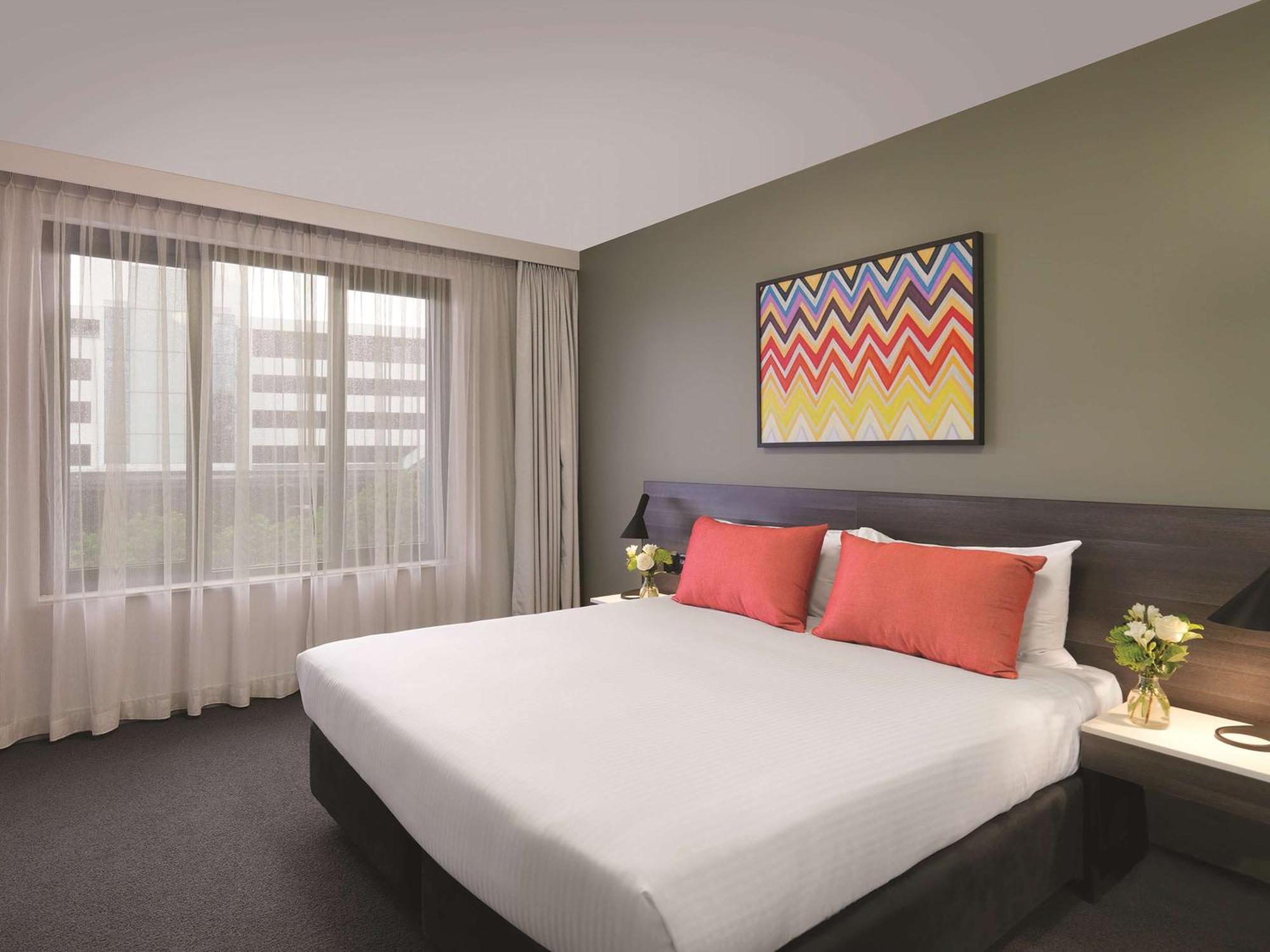 Two-Bedroom Apartment,825743696:JPEG