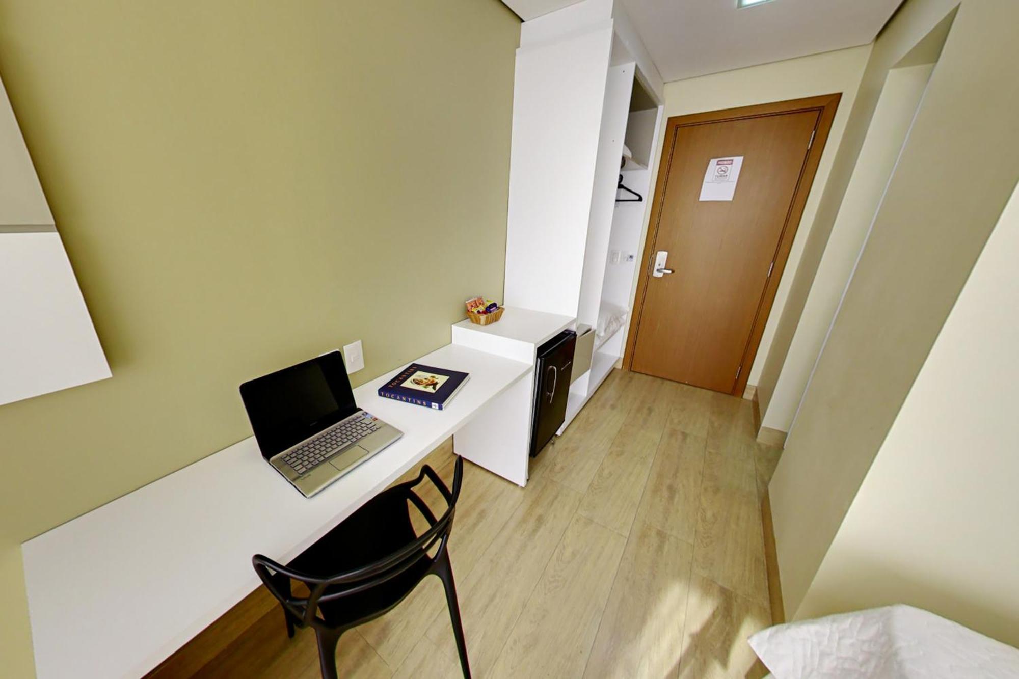 Deluxe Double Room,825968945:JPEG