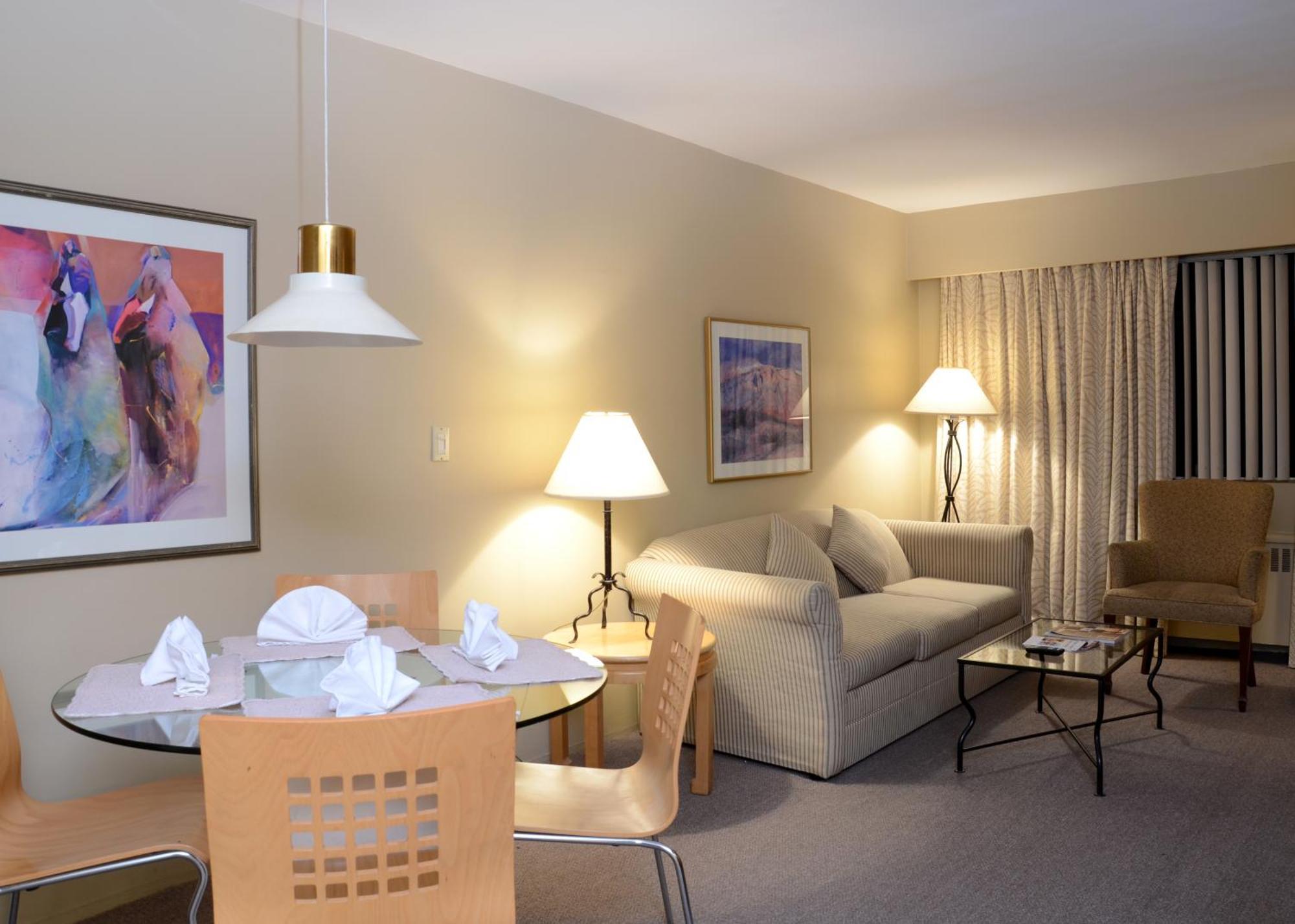 One-Bedroom Suite