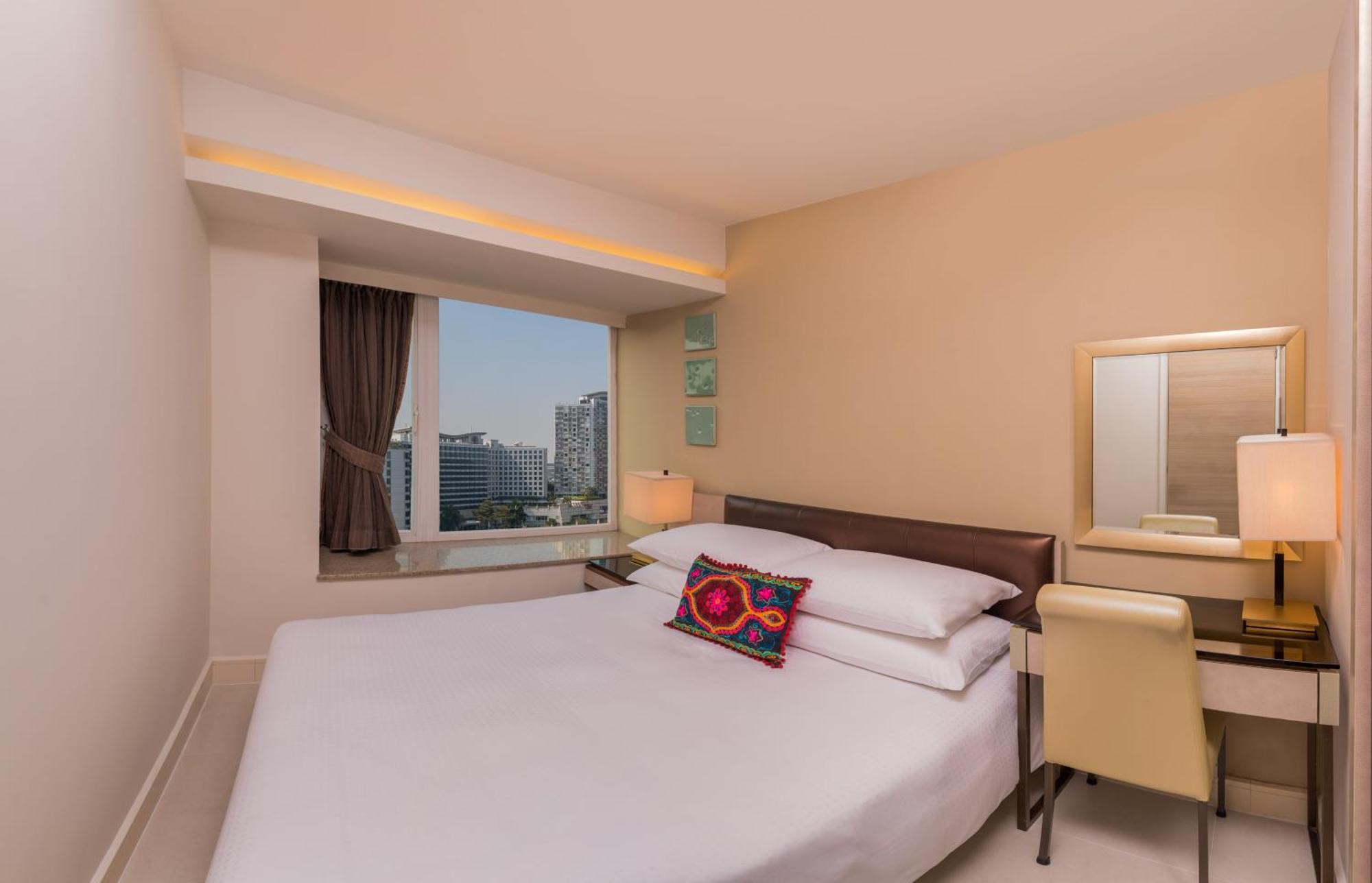 Two-Bedroom Quad Suite City View
