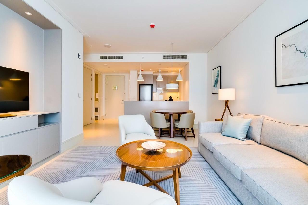 One-Bedroom Apartment City View