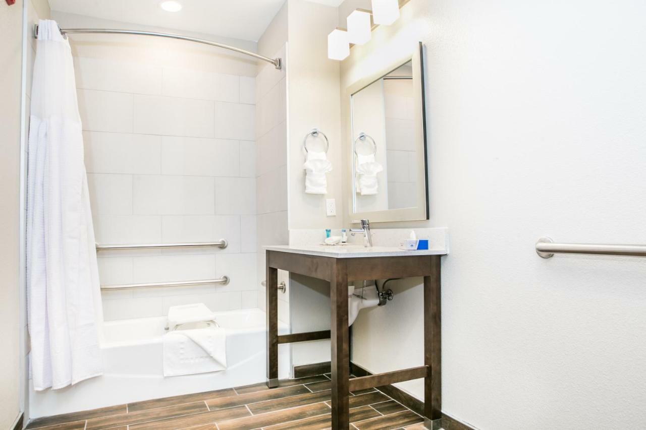 King Room Disability Access