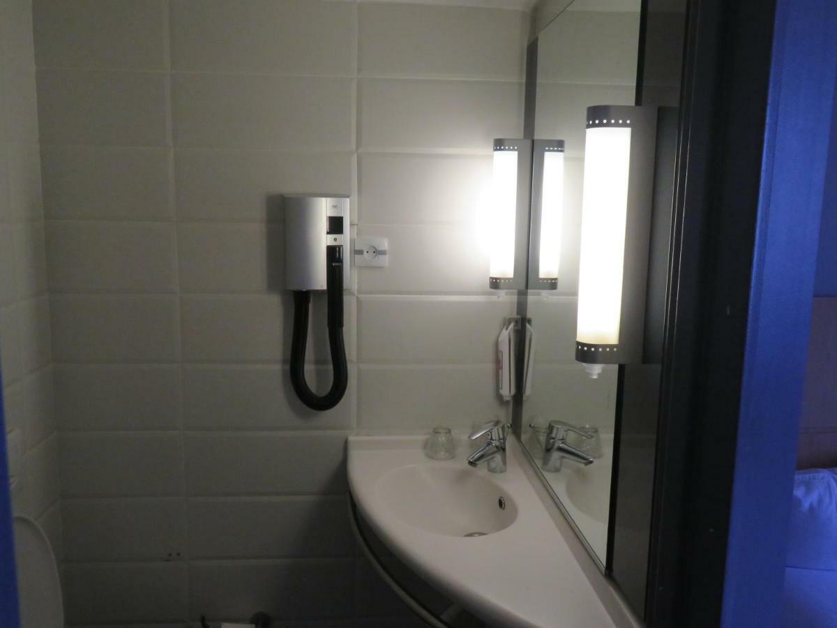 Standard Twin Room,1704932847:JPEG