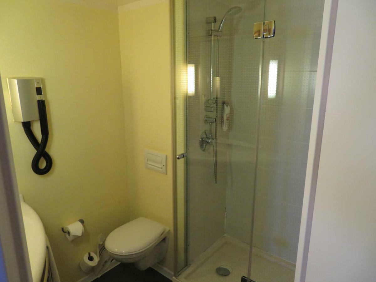 Standard Double Room,828473060:JPEG