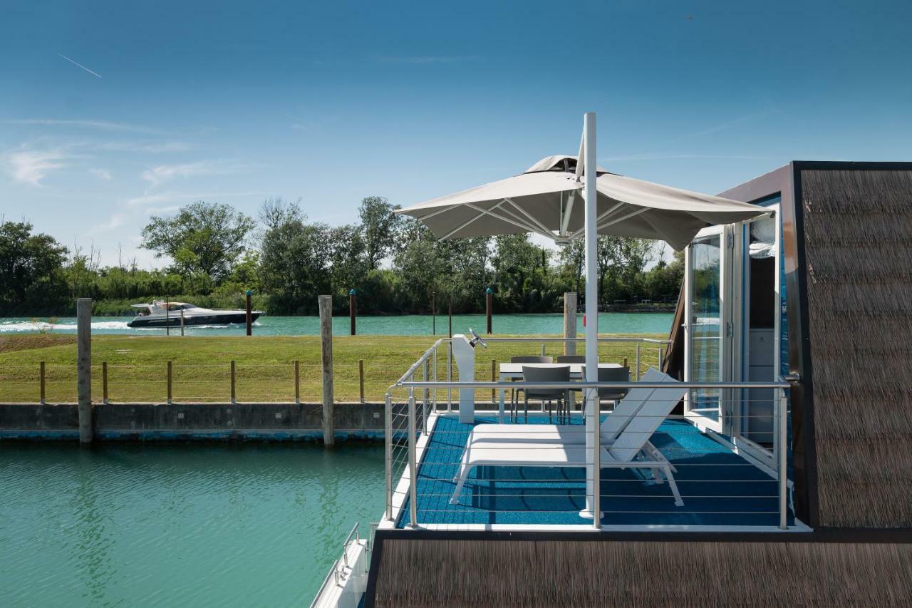 Houseboat