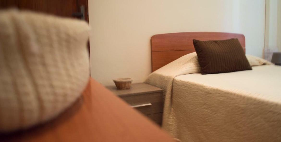 Single Room,829522535:JPEG