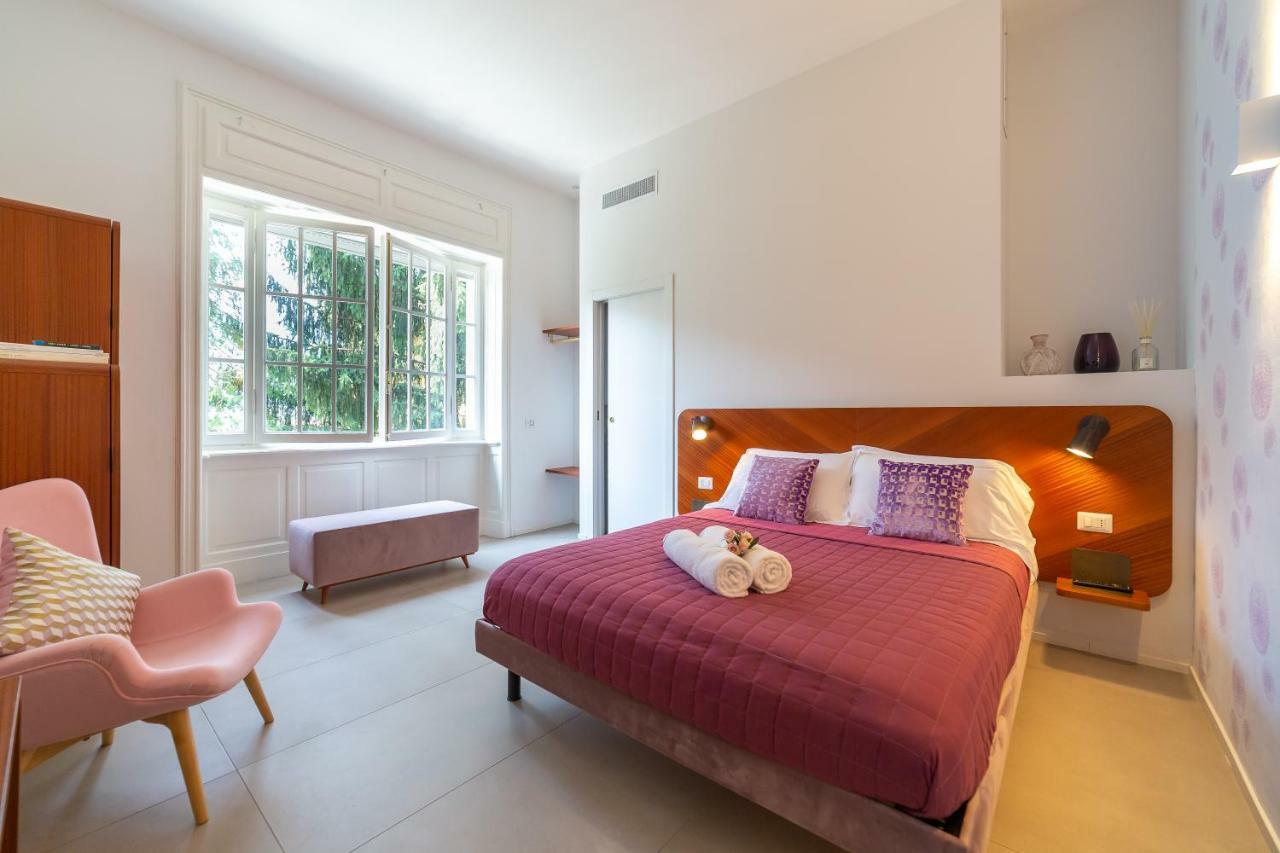 Large Double Room,829534460:JPEG