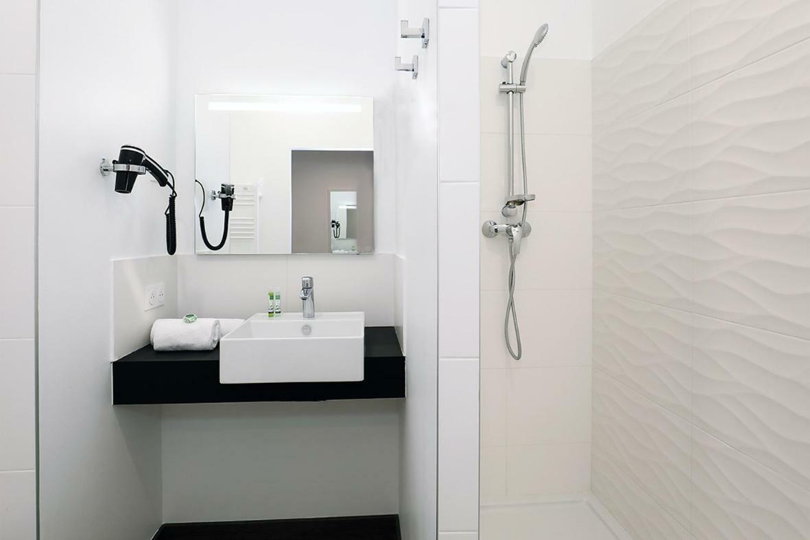 Double Room,829760963:JPEG