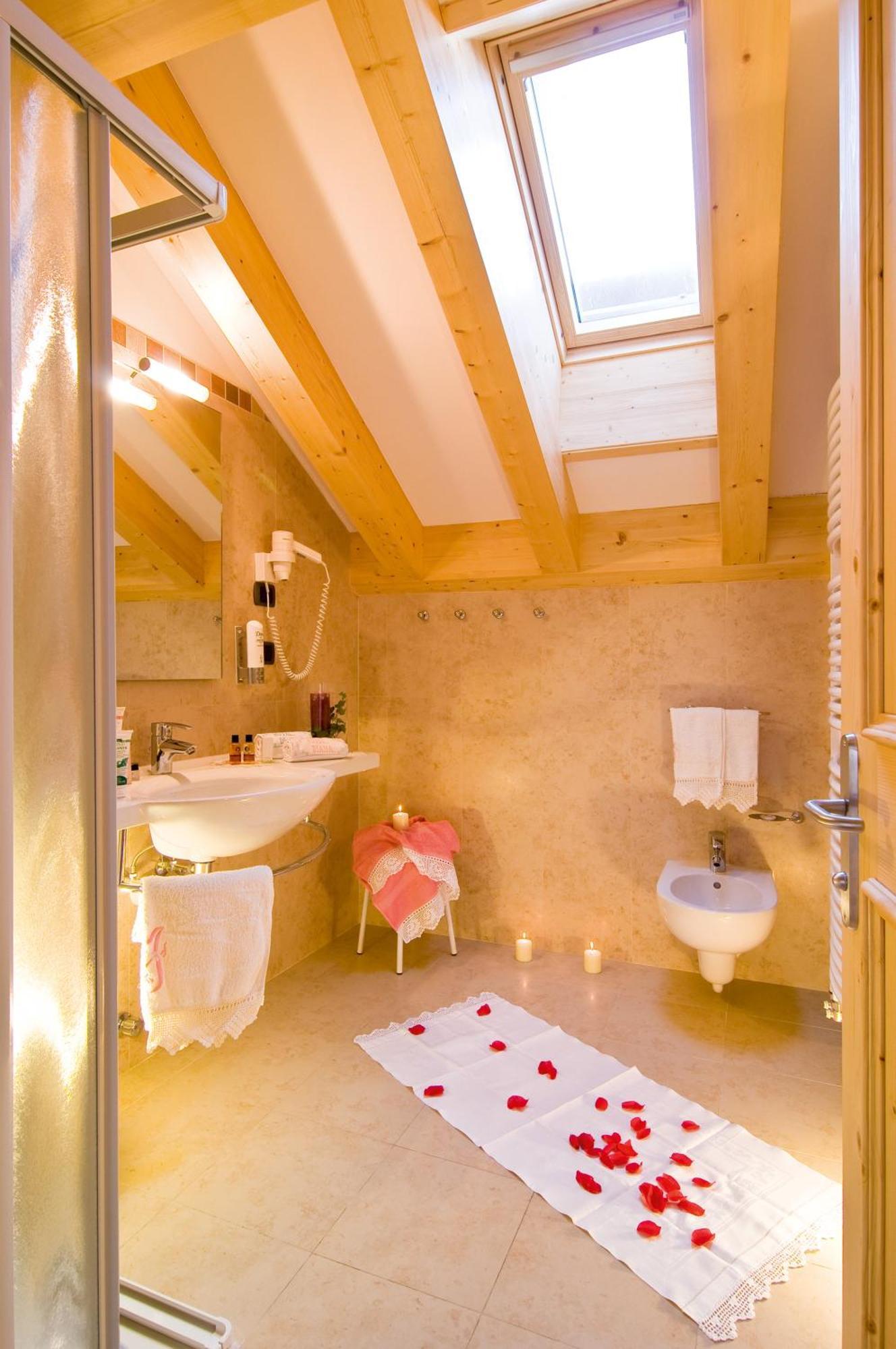 Junior Suite Balcony Attic