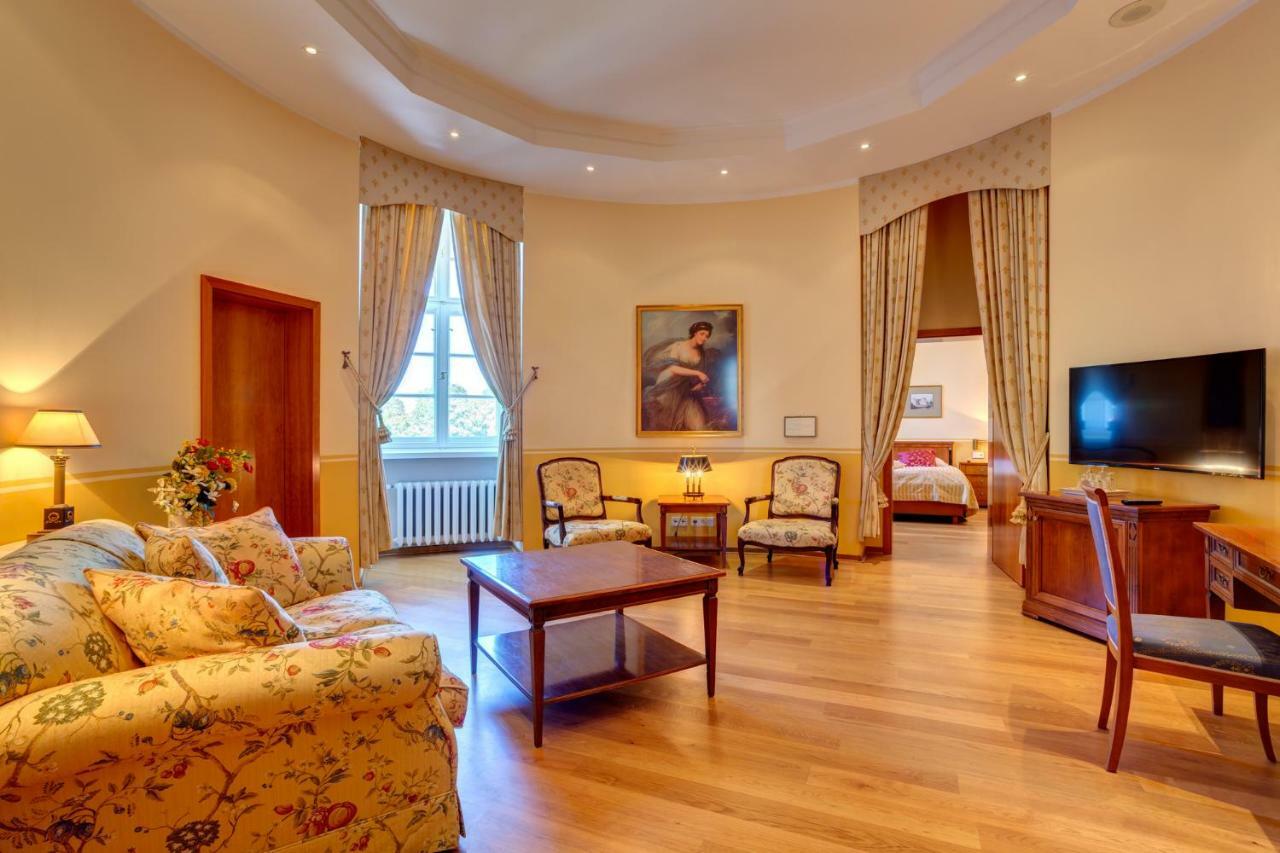 One-Bedroom Suite