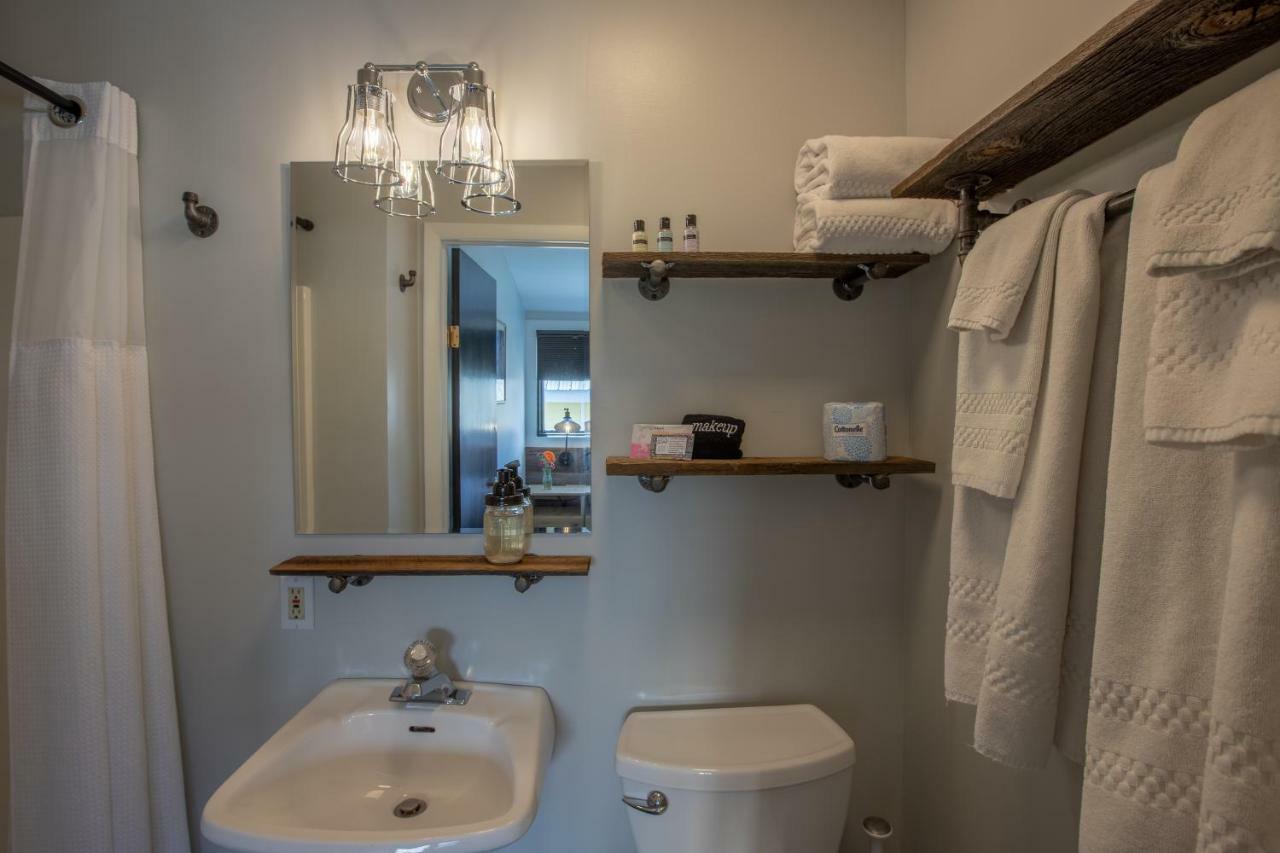 Queen Room Mountain View