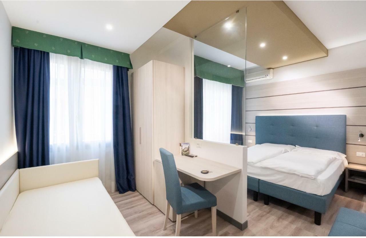 Classic Triple Room,830401079:JPEG
