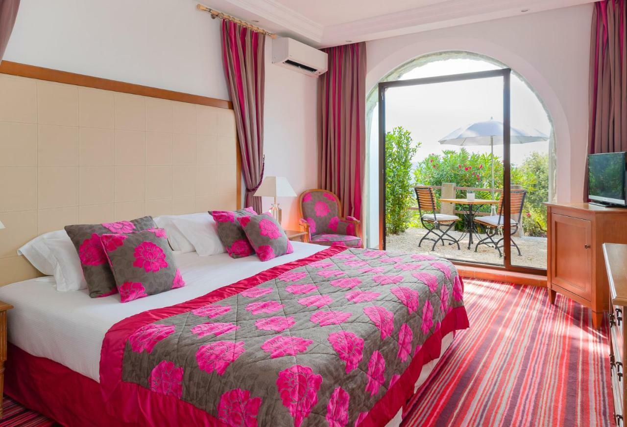 Double Room Garden View