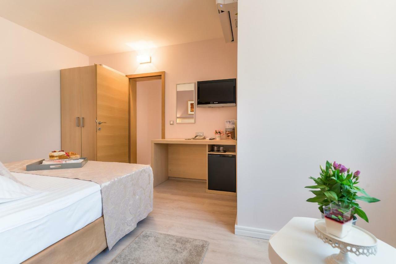 Junior Suite Mountain View