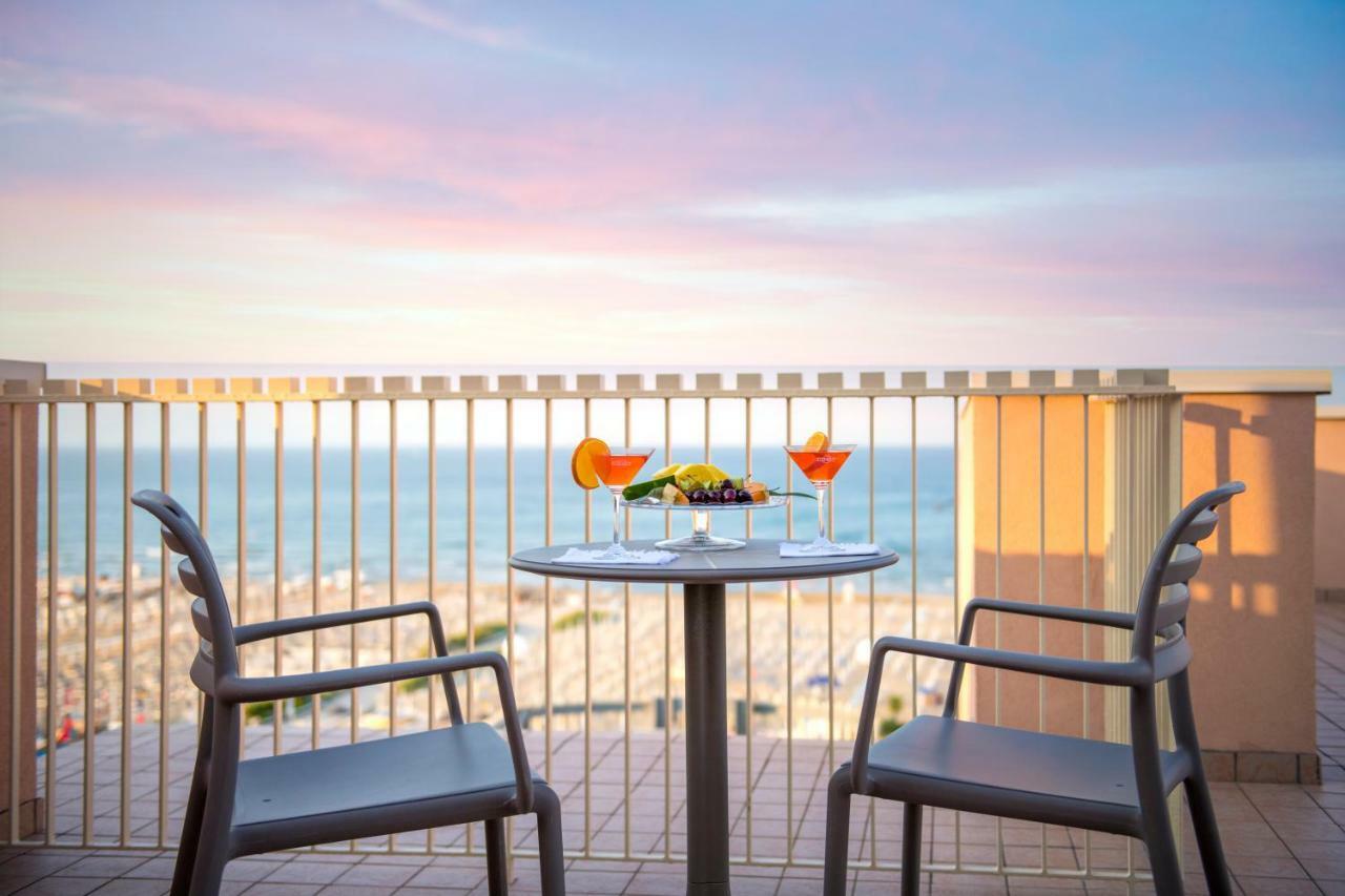 Double or Twin Room Terrace