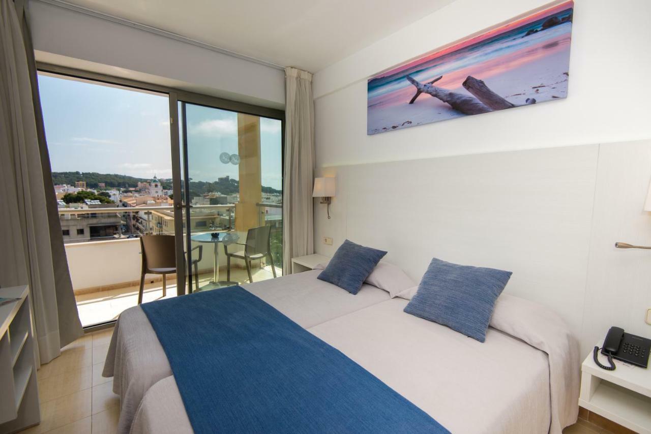 Double Room Pool View Balcony