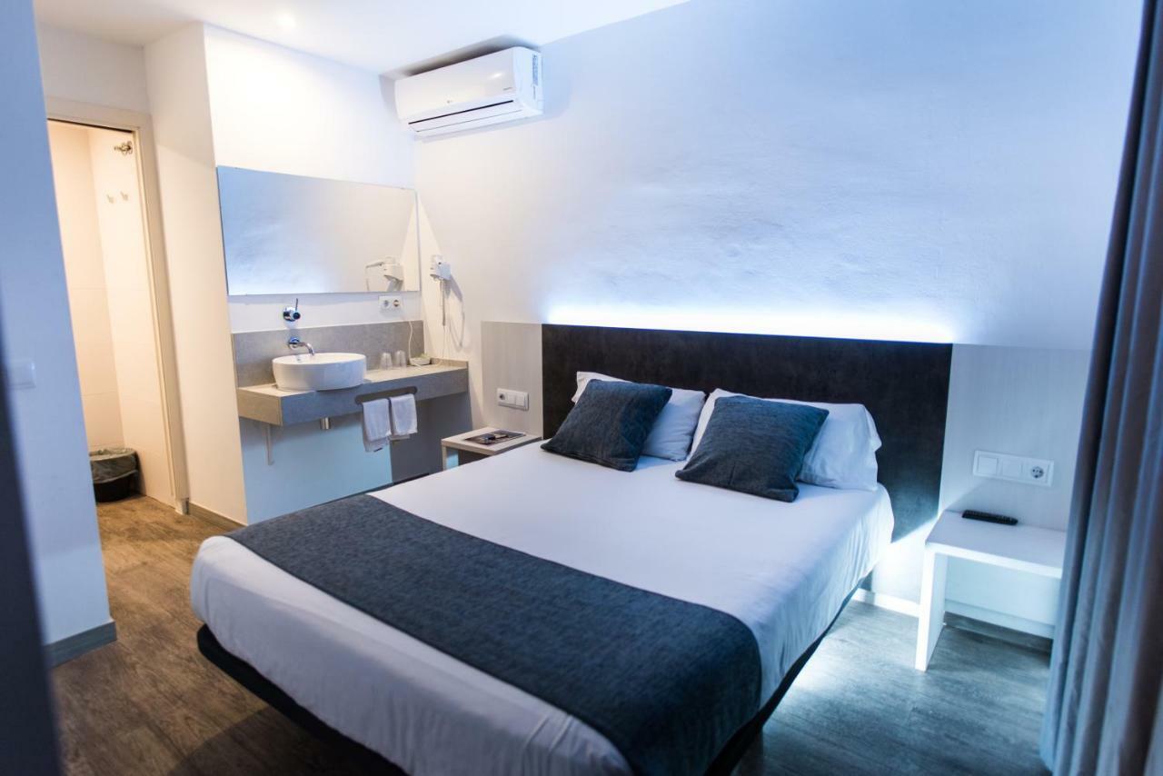 Double or Twin Room,830863730:JPEG