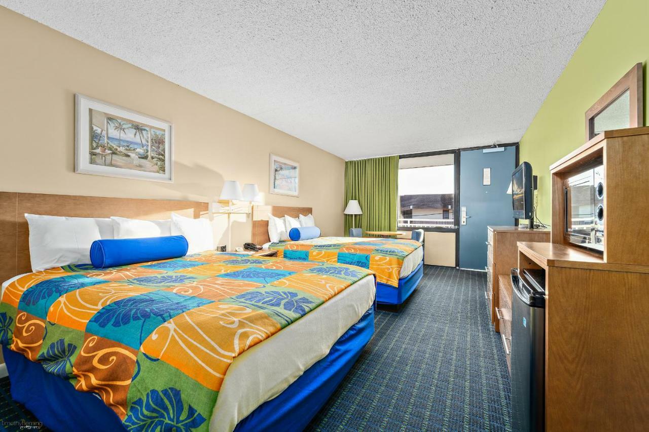 Deluxe Queen Room with Two Queen Beds