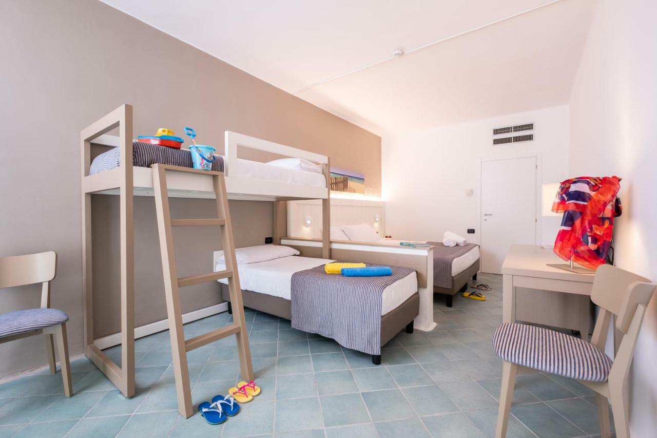 Superior Quadruple Room (2 Adults + 2 Children),830996882:JPEG