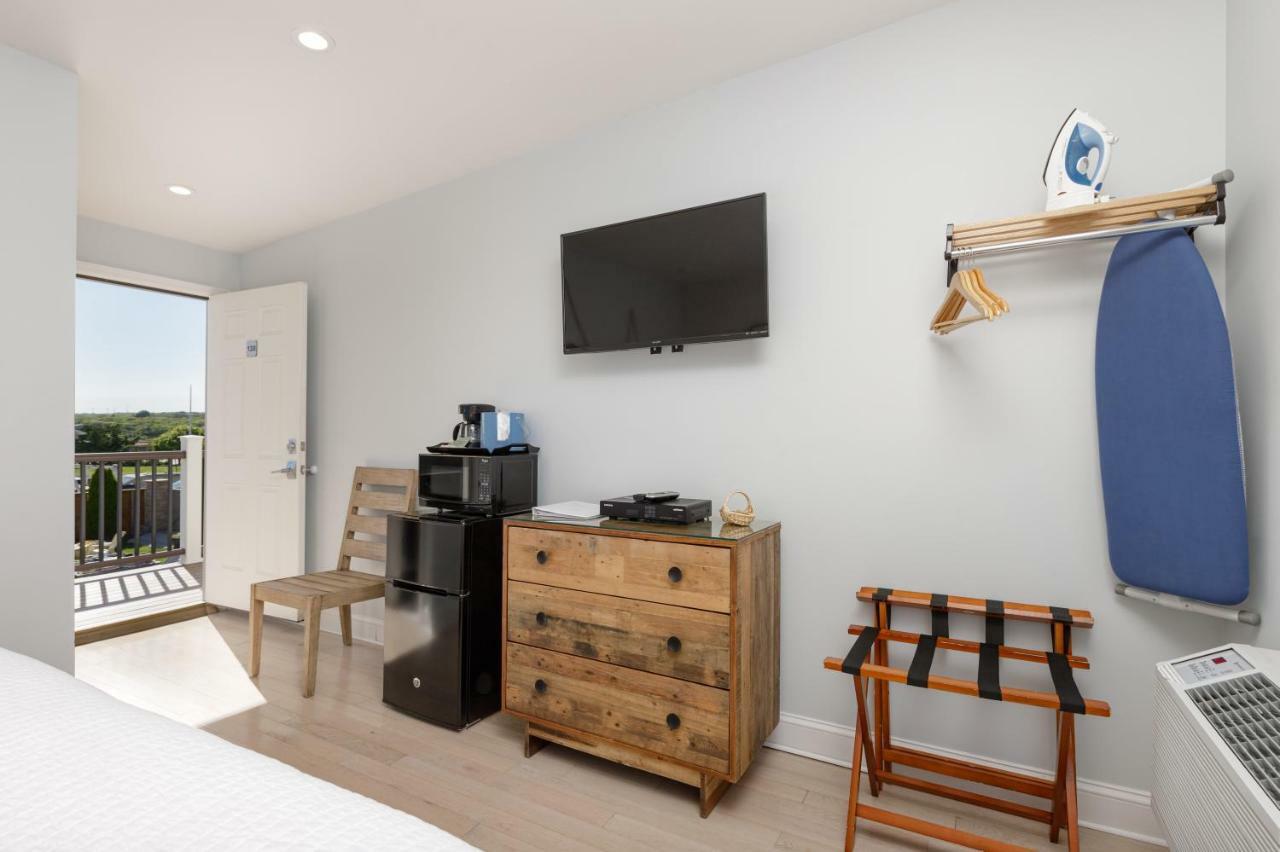 King Room with Balcony