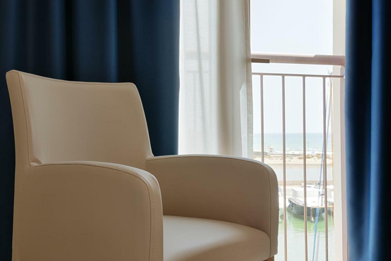 Deluxe Double or Twin Room Sea View