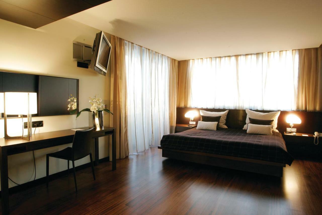 Penthouse Suite,831823703:JPEG