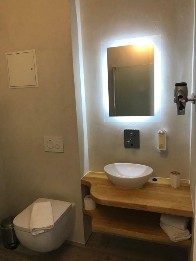 Family Apartment,831944774:JPEG