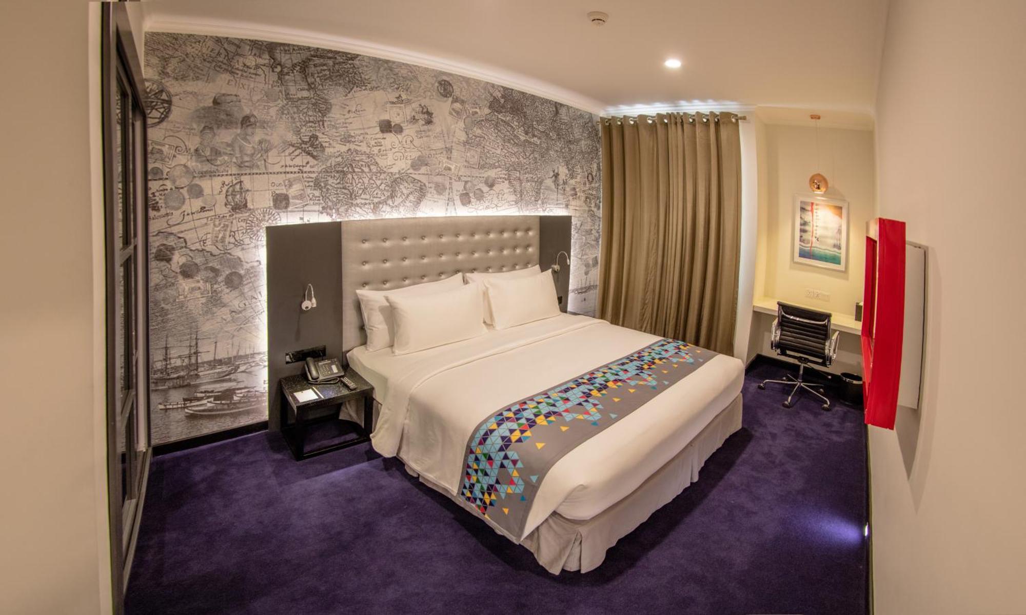 Superior King Room on Laundry Services