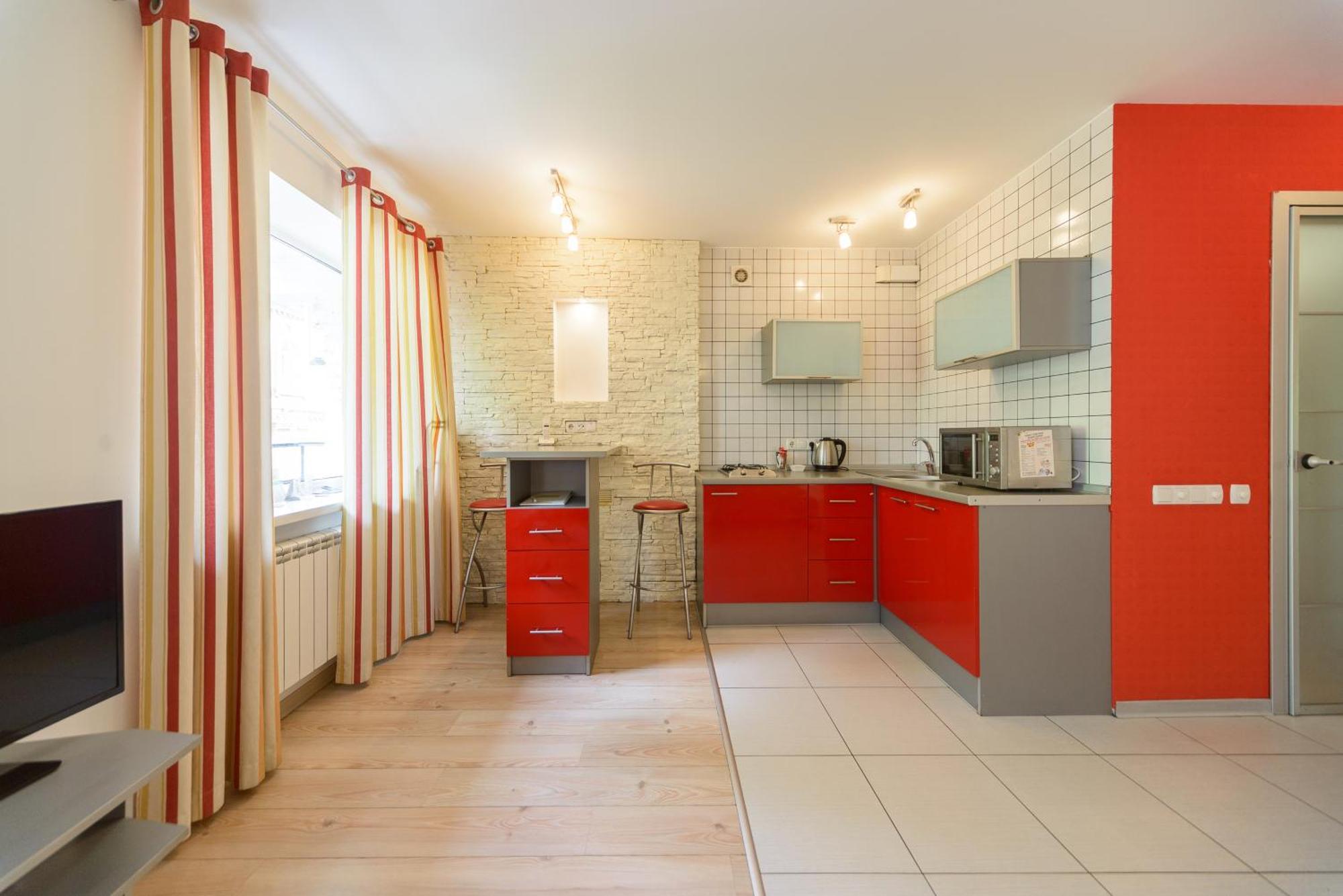 Studio Red Apartment Balcony
