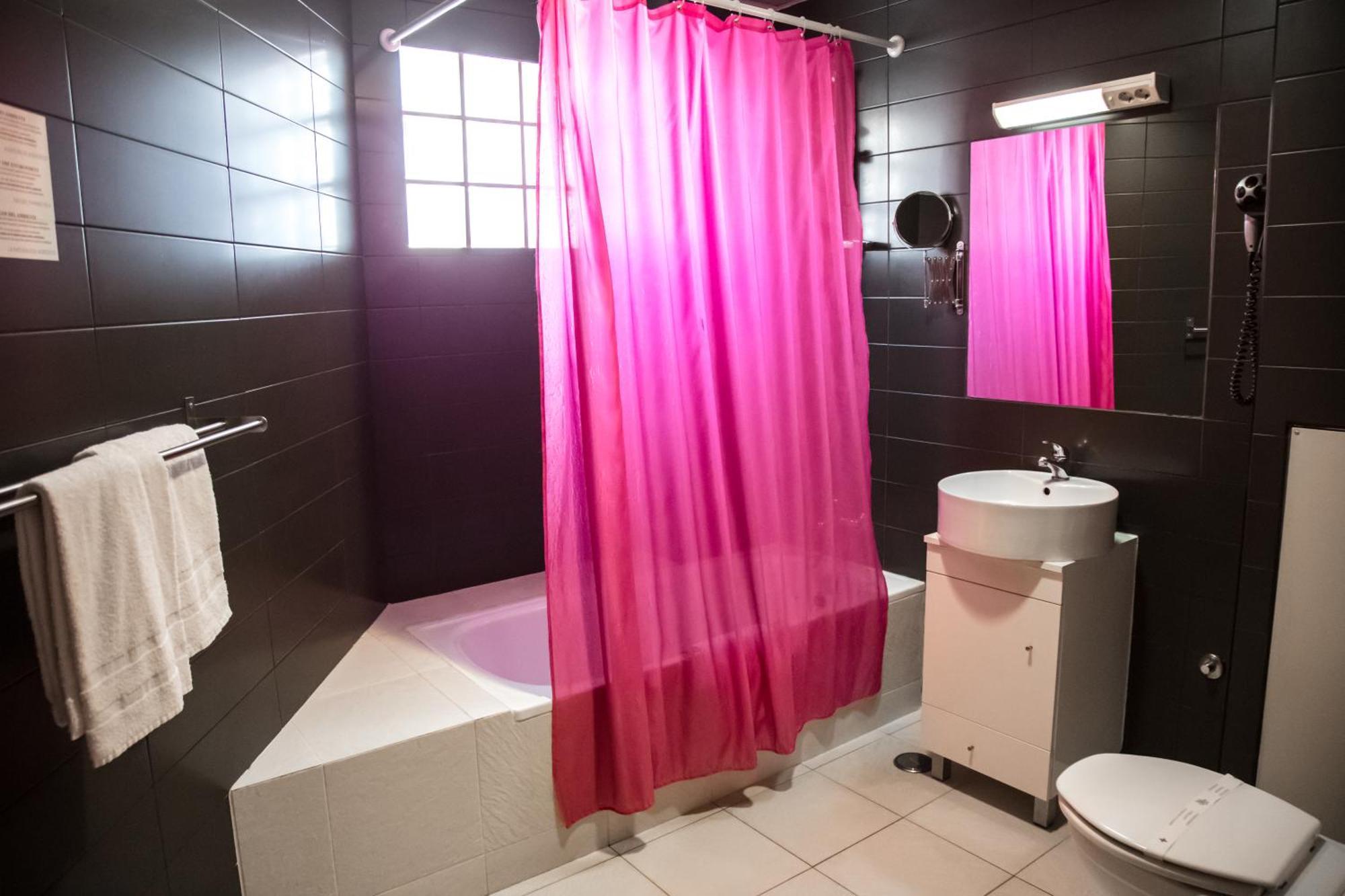 Triple Room,1009579264:JPEG