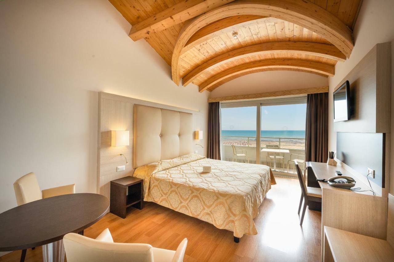Deluxe Double Room Sea View
