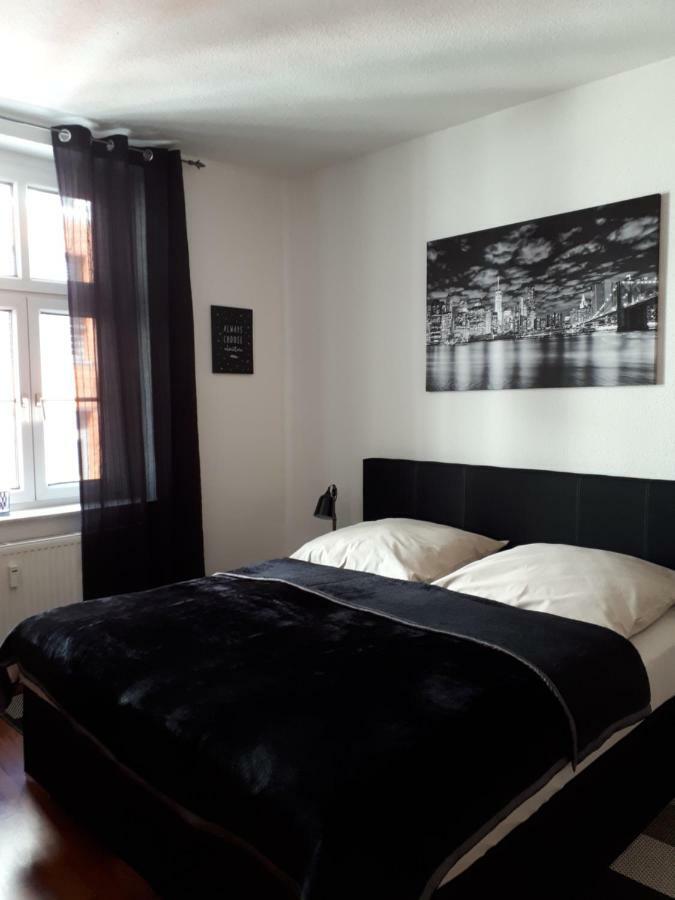 Standard Double Room 203,835019561:JPEG