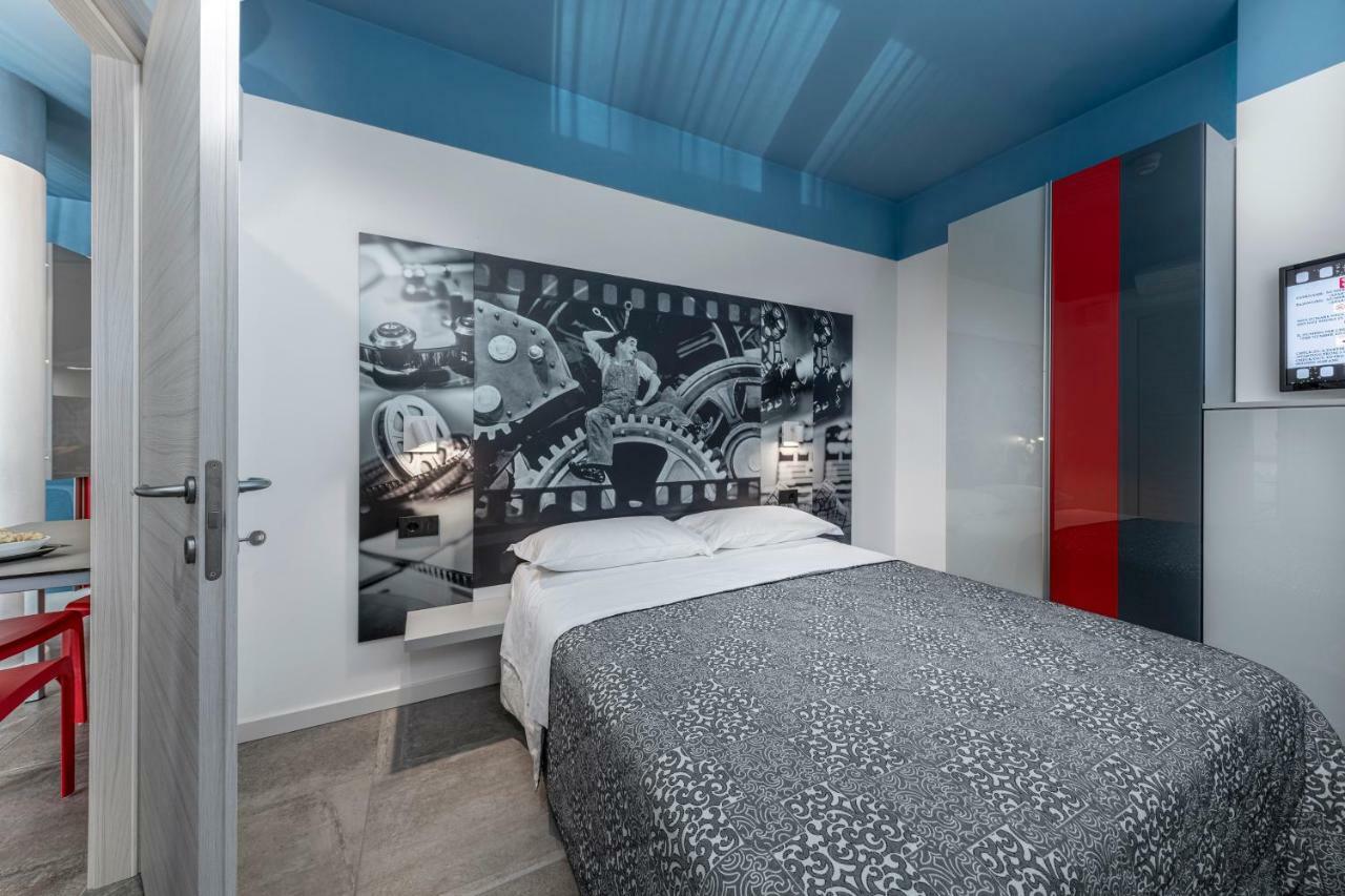 One-Bedroom Suite,835499825:JPEG