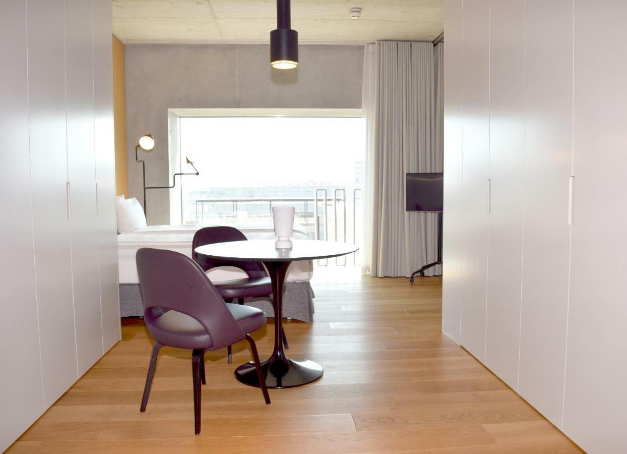 Boutique Studio