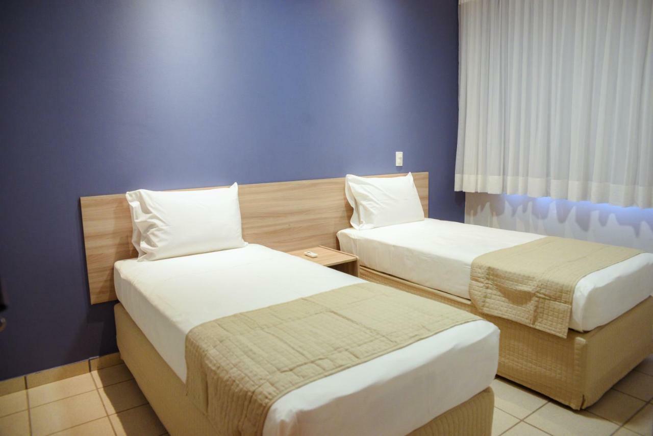 Large Twin Room,836013941:JPEG