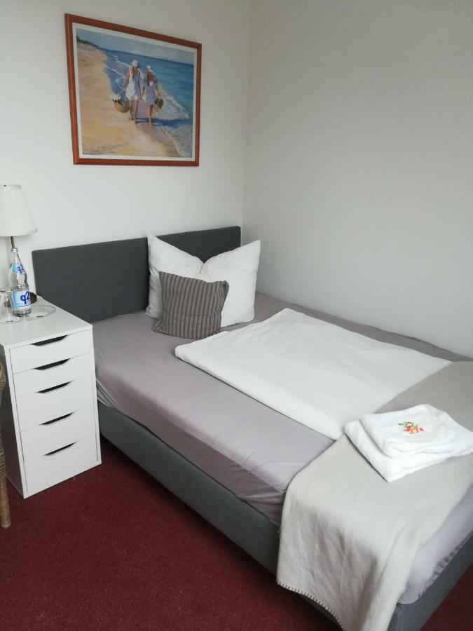 Single Room,1008102466:JPEG