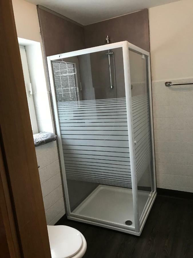 Family Room,888452572:JPEG