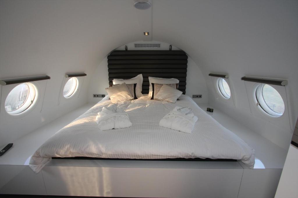 Deluxe Suite,56602996:JPEG