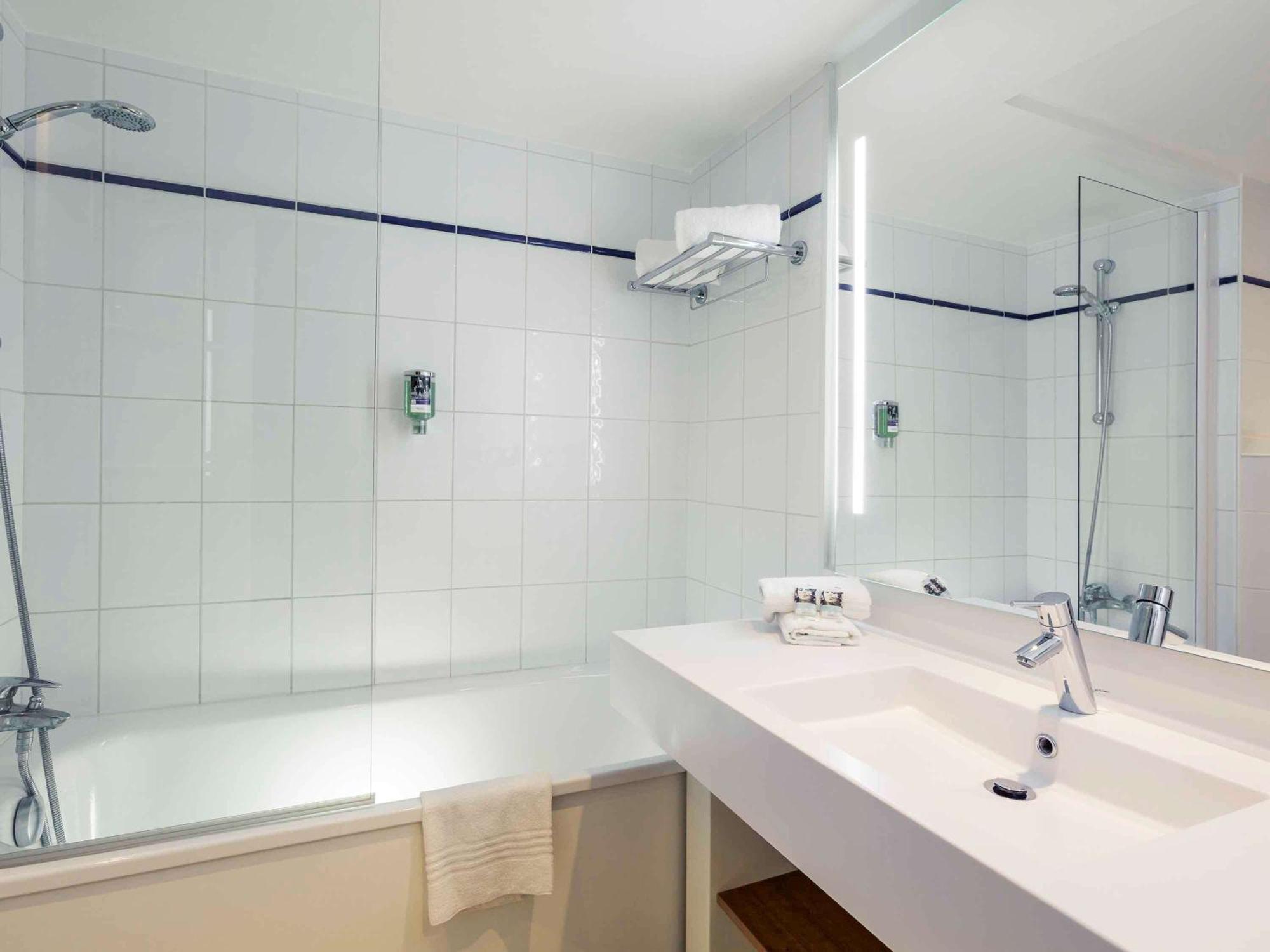 Classic Double Room,1730003251:JPEG