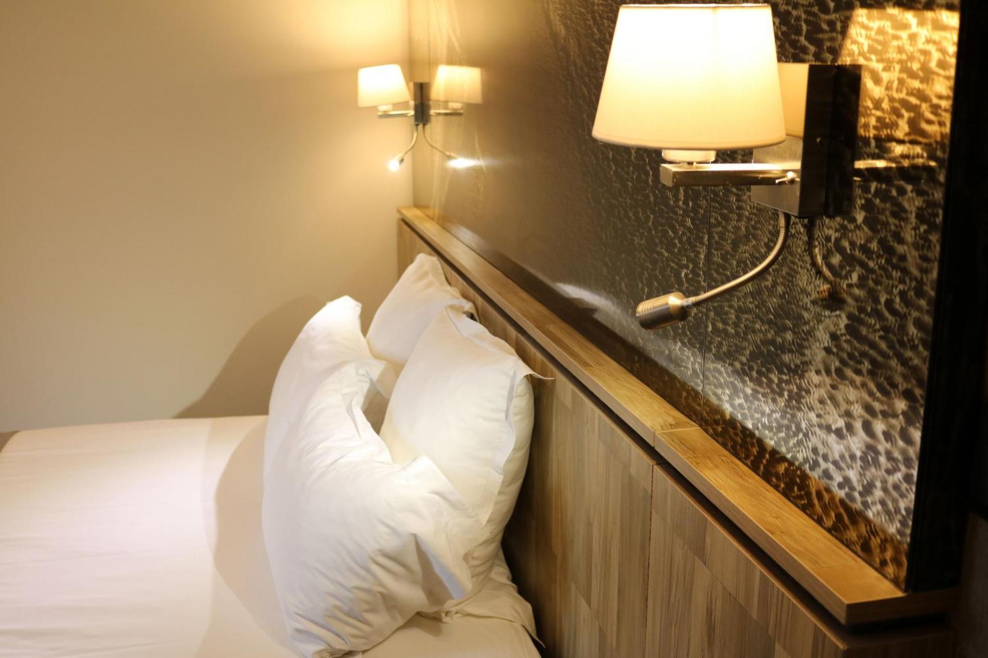 Double Room or Twin Room,843170078:JPEG
