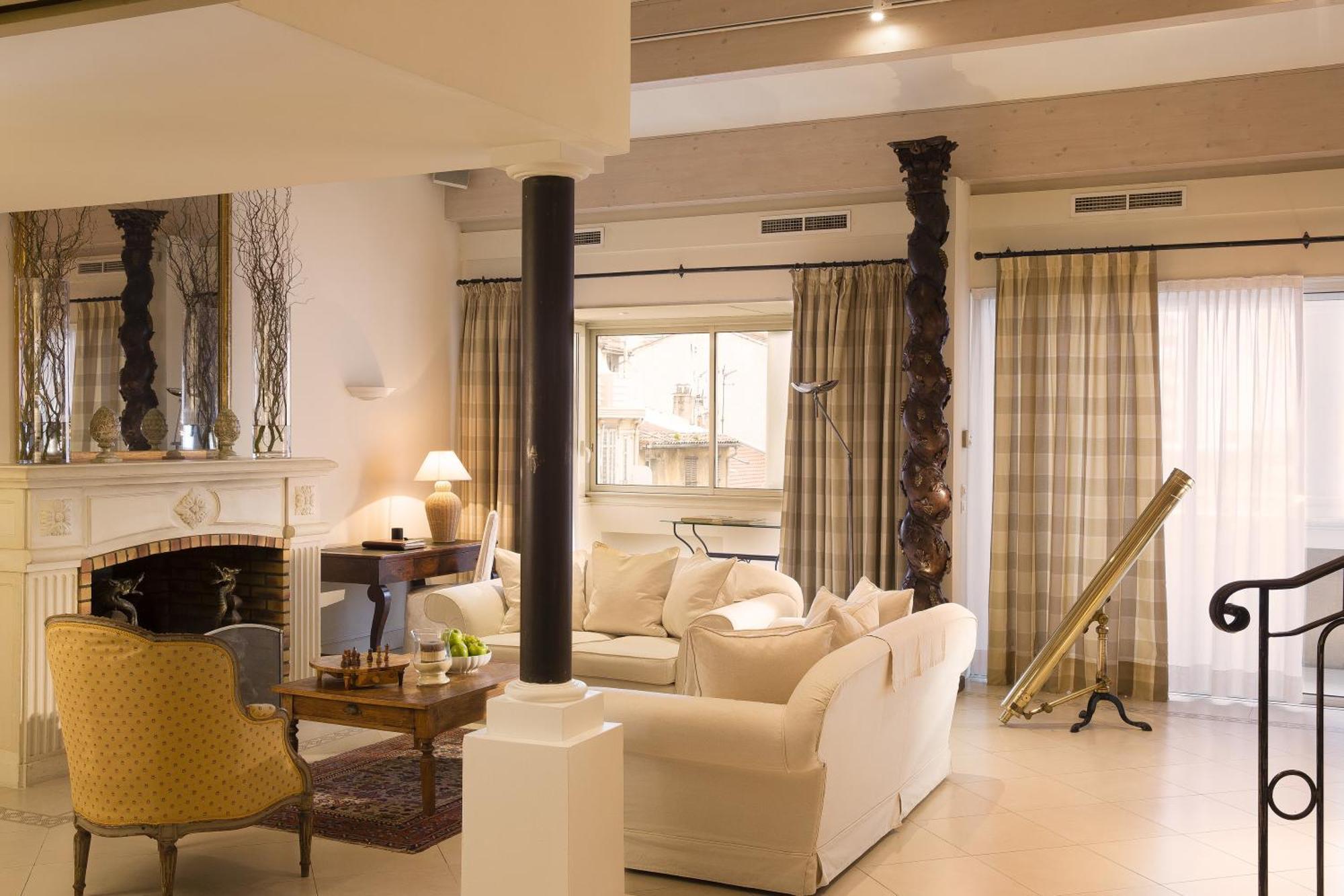 Deluxe Penthouse