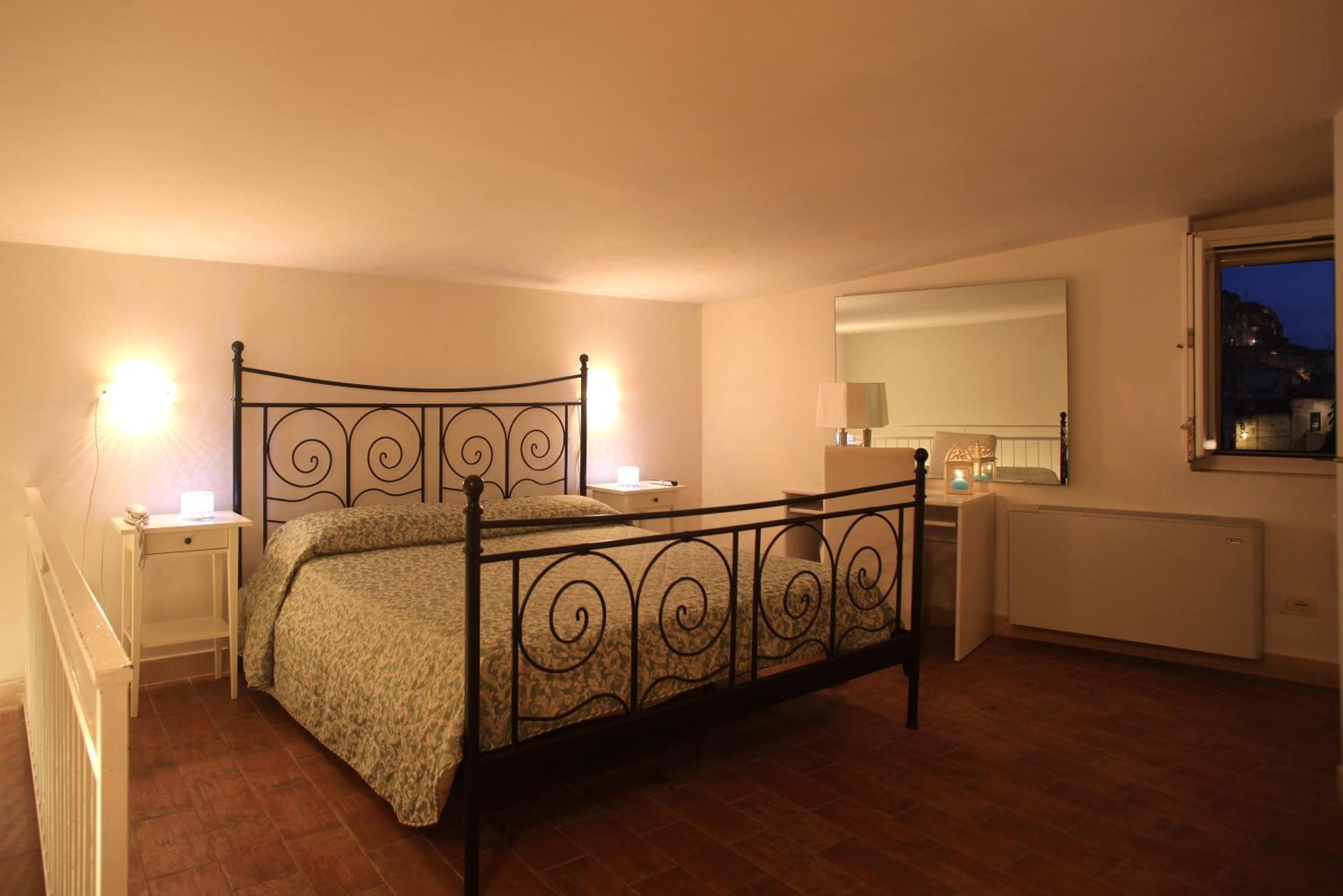 Double or Twin Room,1216393834:JPEG