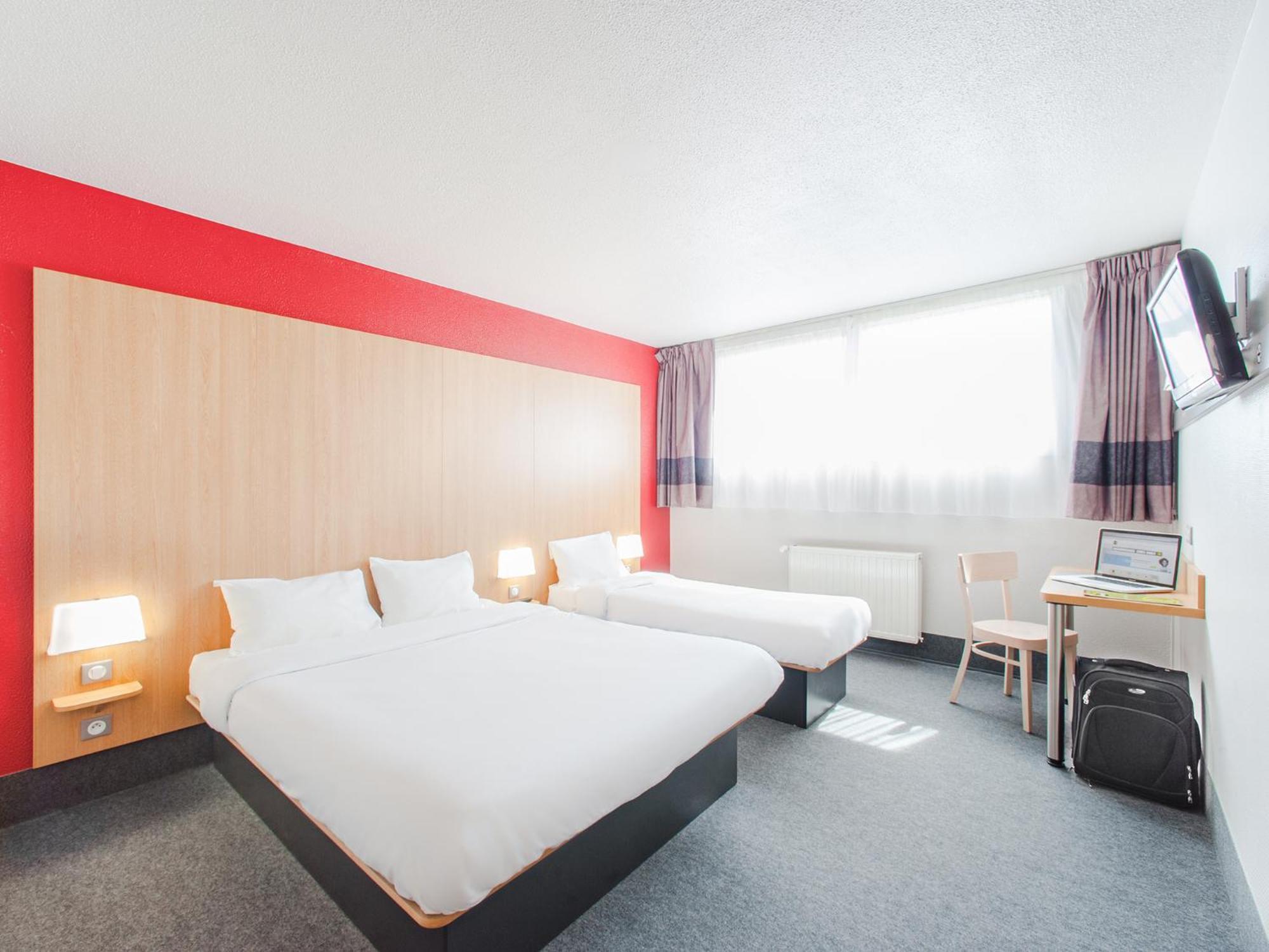 Triple Room,753080684:JPEG