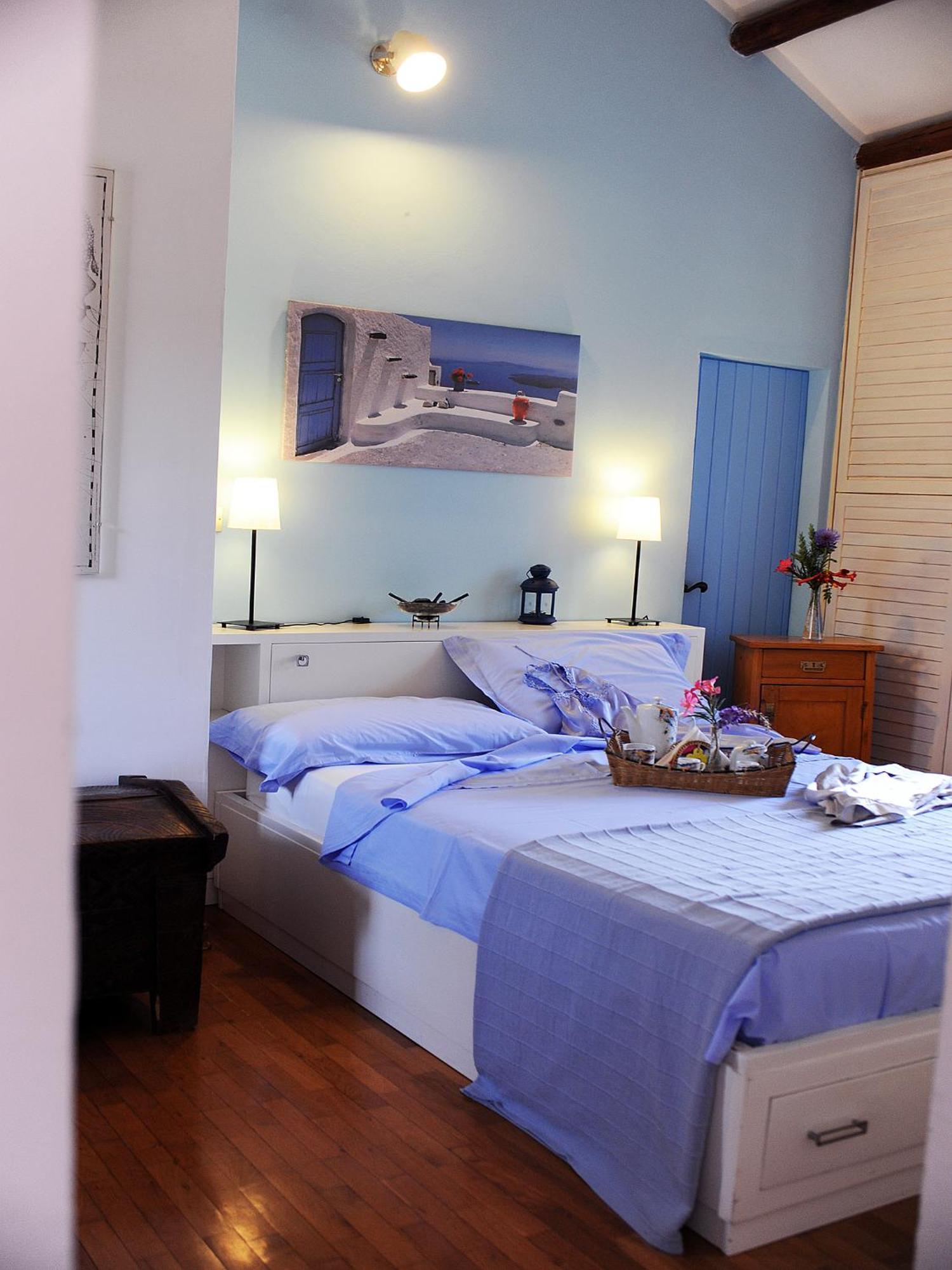 Triple Room Private Bathroom