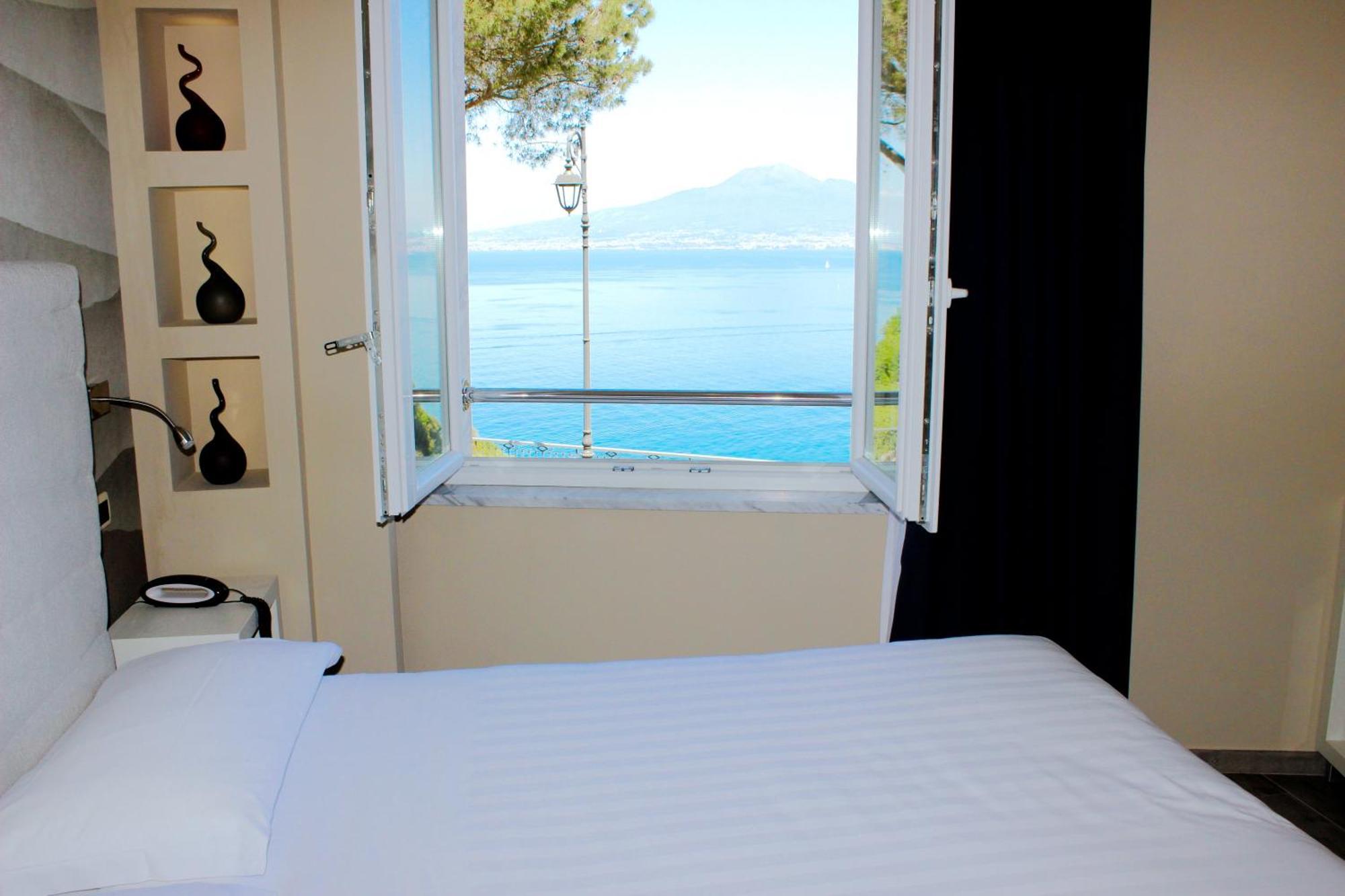 Deluxe Double Room Sea View