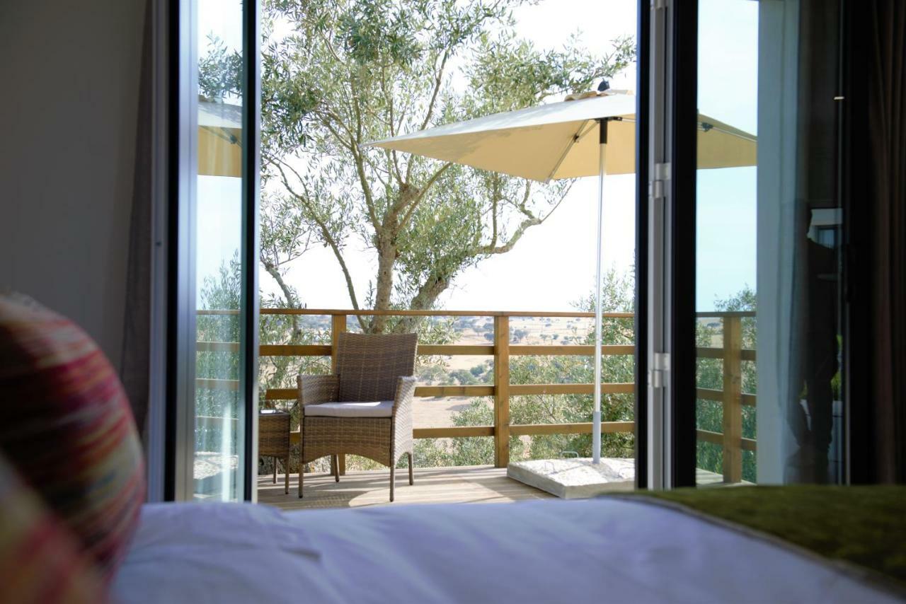 Deluxe Double Room Balcony,843776726:JPEG