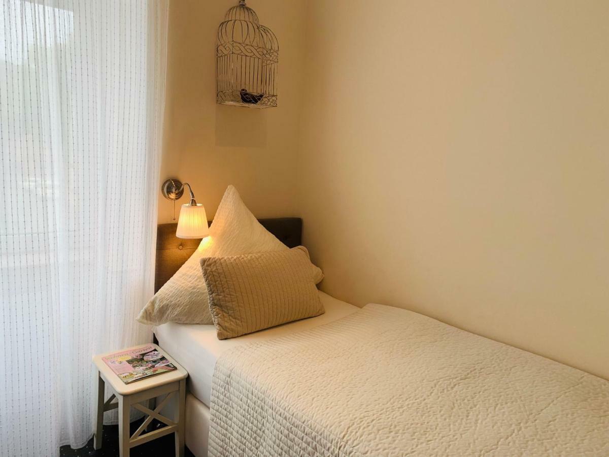 Single Room Private Bathroom