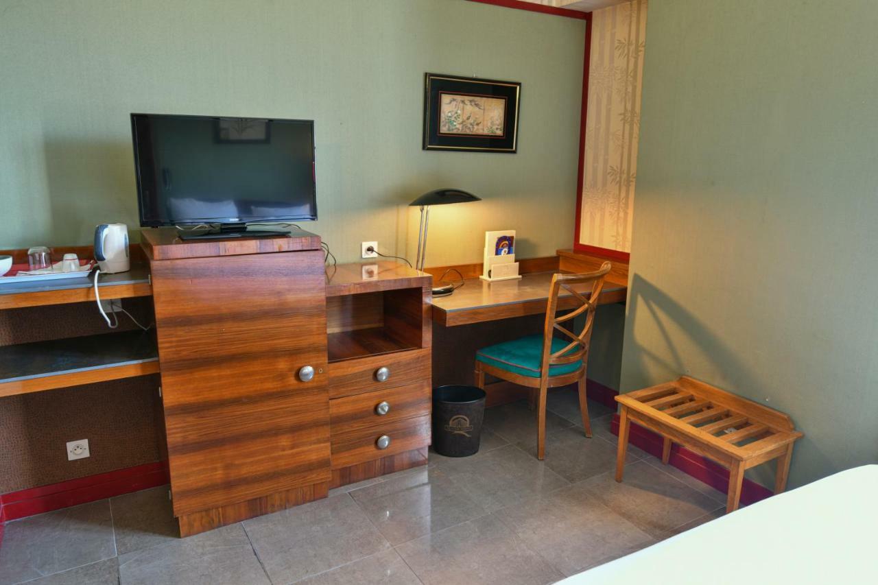 Single Room,844146614:JPEG