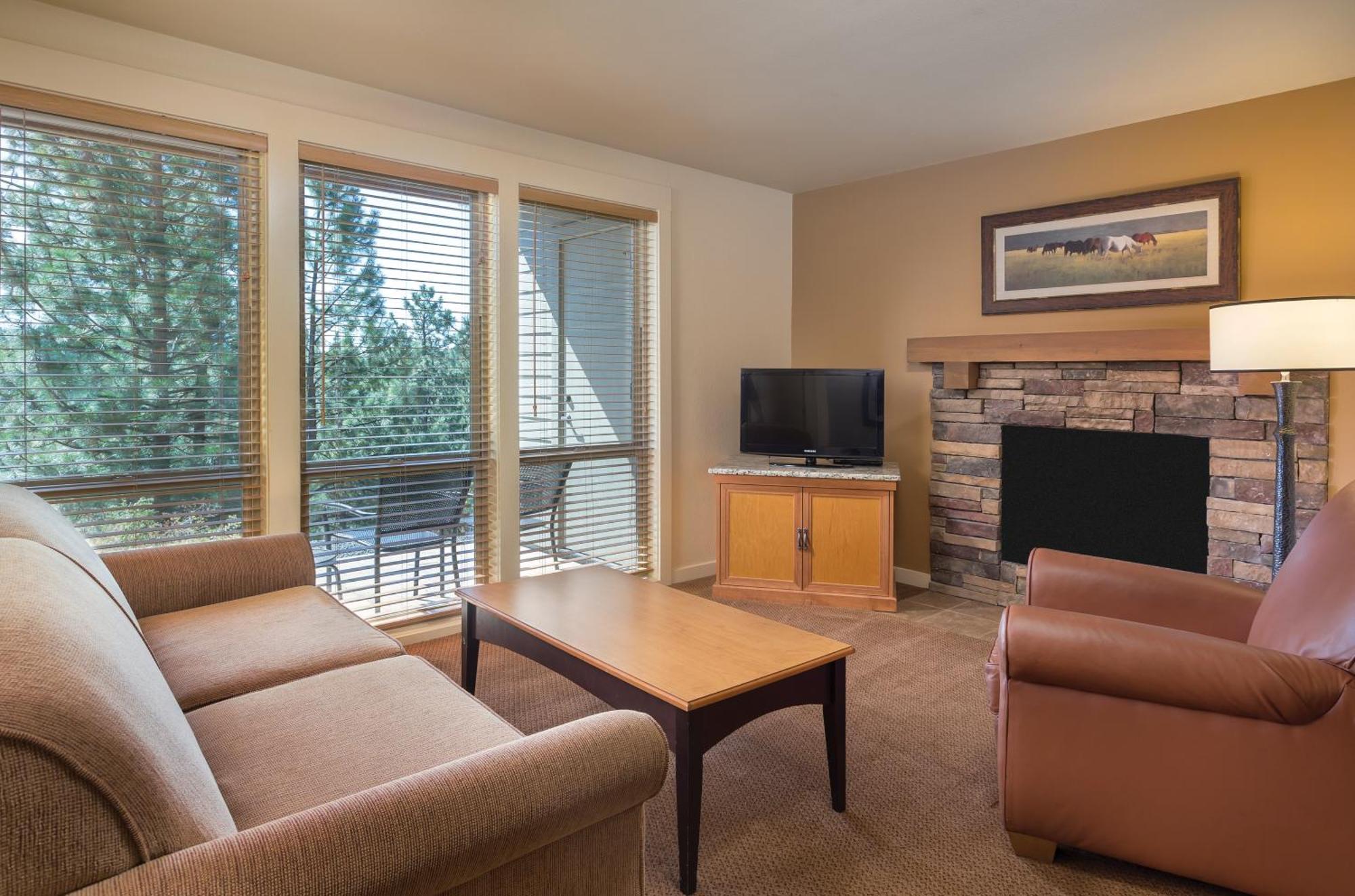 One-Bedroom Suite