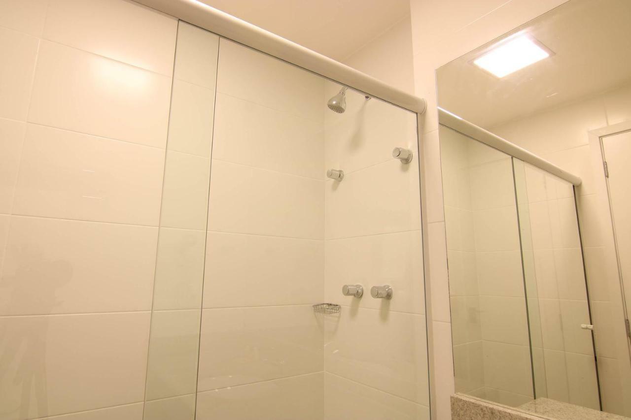 Deluxe Room,845705834:JPEG